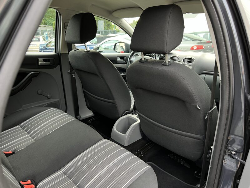 FORD FOCUS II PHASE 2 1.6 TDCI 90 Cv - Garantie1an