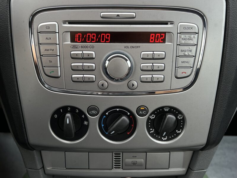 FORD FOCUS II PHASE 2 1.6 TDCI 90 Cv - Garantie1an