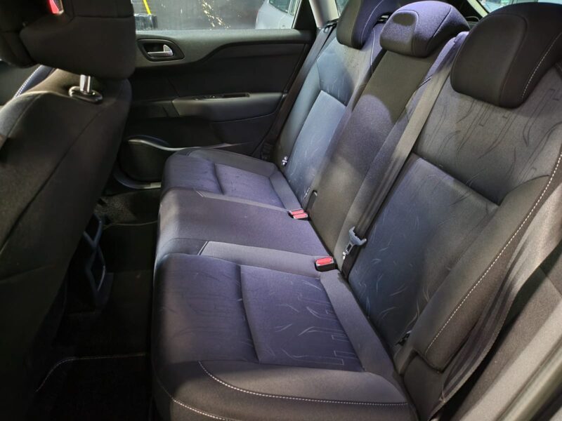 CITROEN C4 II 1.6 HDi 115cv BUSINESS /SIEGES CHAUFFANTS+GPS+AIDE AU PARKING/