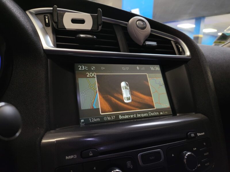 CITROEN C4 II 1.6 HDi 115cv BUSINESS /SIEGES CHAUFFANTS+GPS+AIDE AU PARKING/