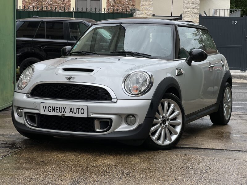 MINI  Cooper 2011