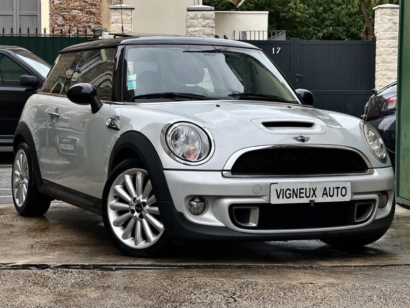 MINI  Cooper 2011