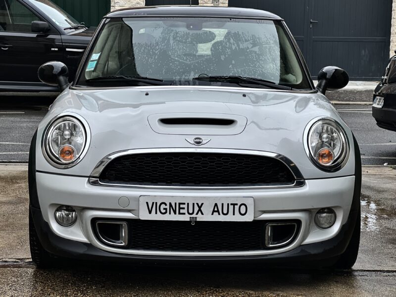 MINI  Cooper 2011