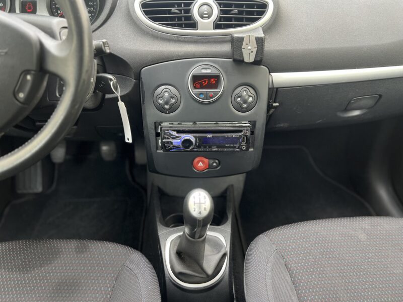 RENAULT CLIO 1.6 2005