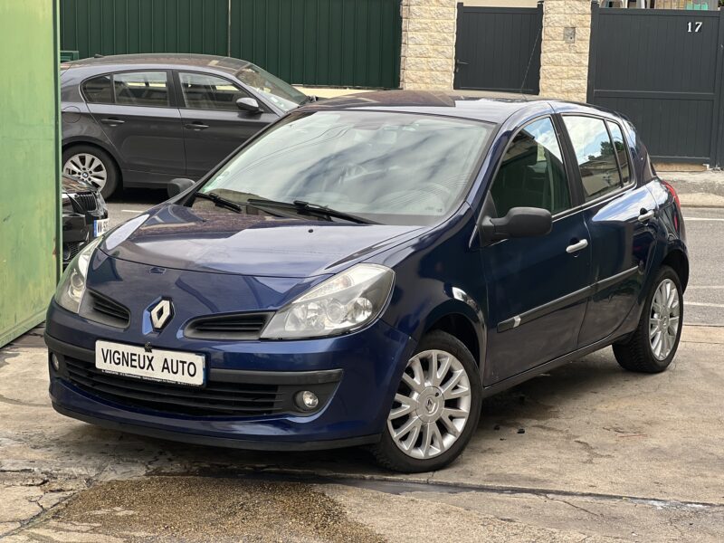 RENAULT CLIO 1.6 2005