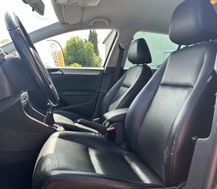 VOLKSWAGEN GOLF VI 2010