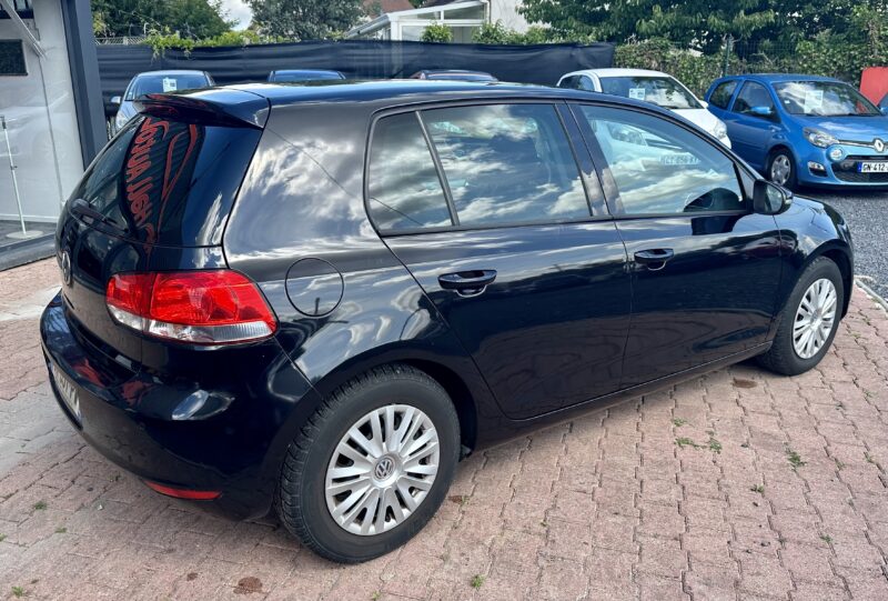 VOLKSWAGEN GOLF VI 2010
