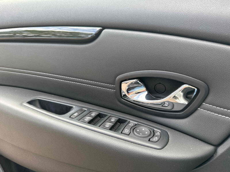 RENAULT GRAND SCÉNIC III 2013