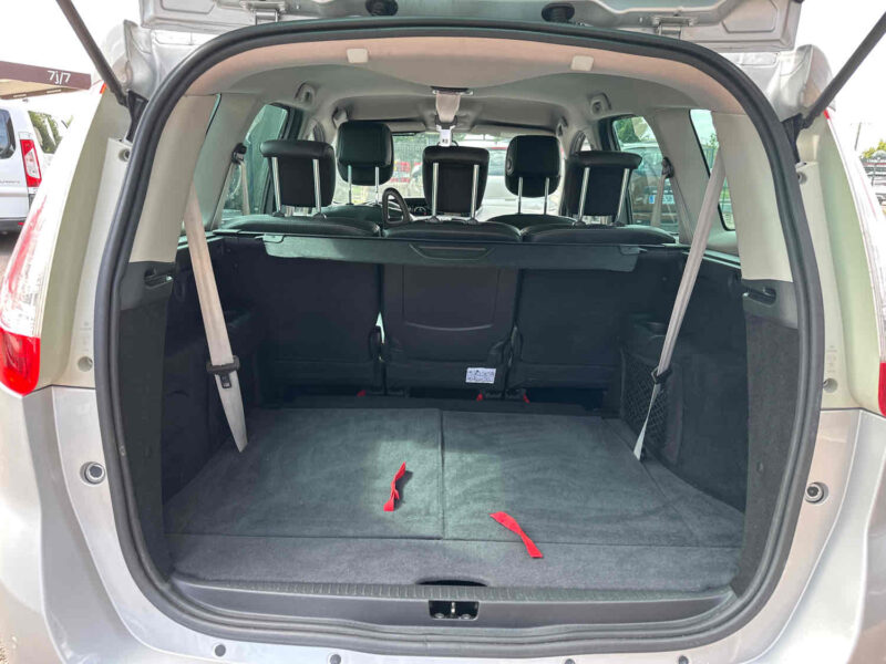 RENAULT GRAND SCÉNIC III 2013