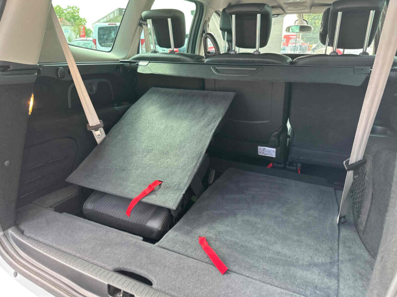 RENAULT GRAND SCÉNIC III 2013