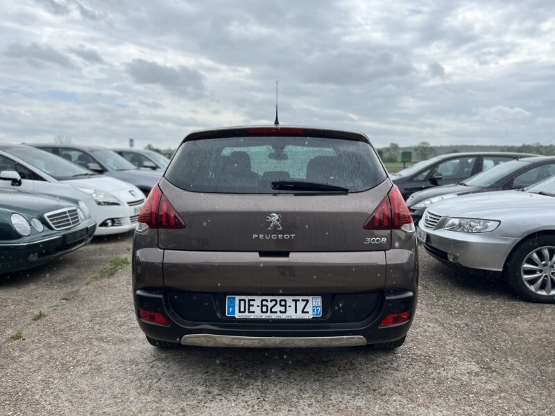 PEUGEOT 3008 Monospace 2014