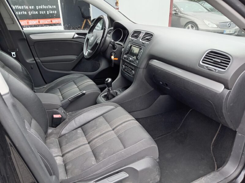 VOLKSWAGEN GOLF VI 2012