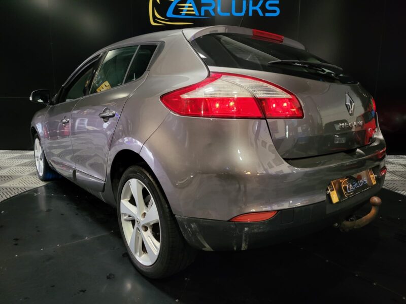 RENAULT MEGANE III 1.5 dCi 110cv Business EDC 84000kms // RADAR AV-AR/BLUETOOTH/ATTELAGE