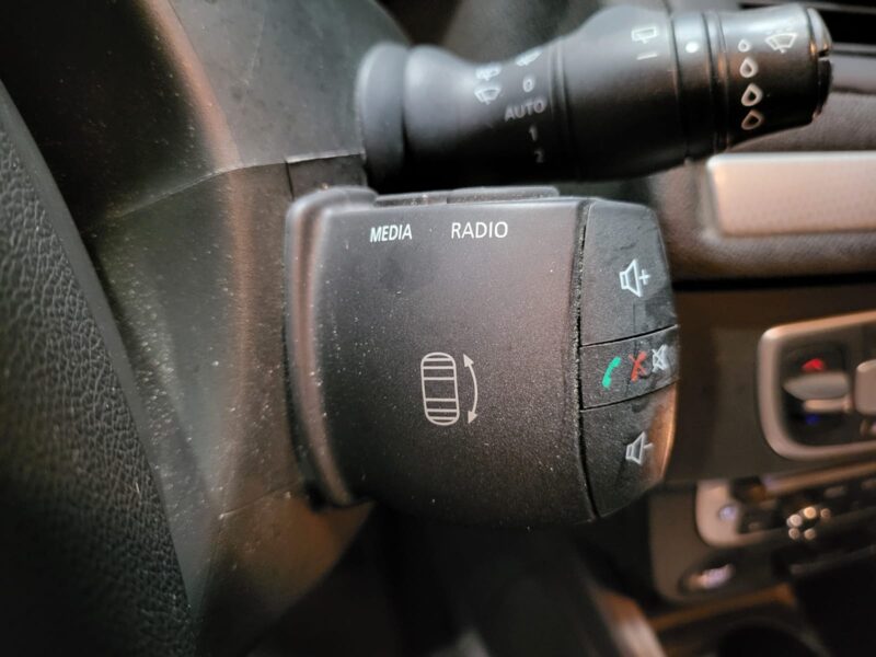 RENAULT MEGANE III 1.5 dCi 110cv Business EDC 84000kms // RADAR AV-AR/BLUETOOTH/ATTELAGE