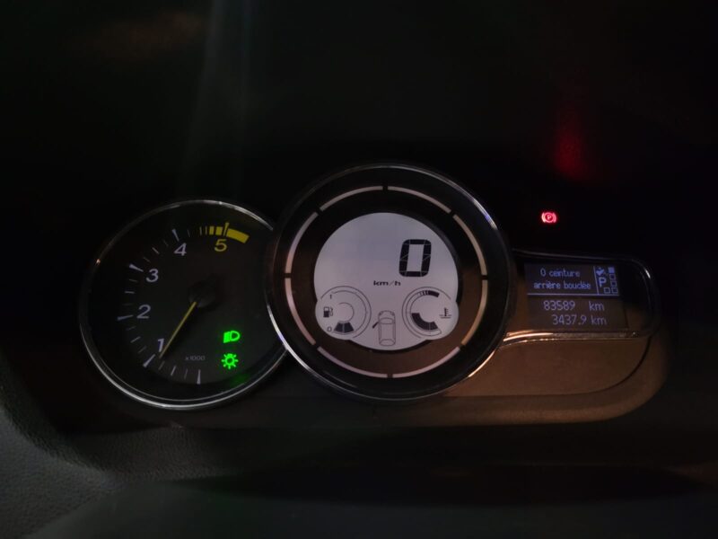 RENAULT MEGANE III 1.5 dCi 110cv Business EDC 84000kms // RADAR AV-AR/BLUETOOTH/ATTELAGE