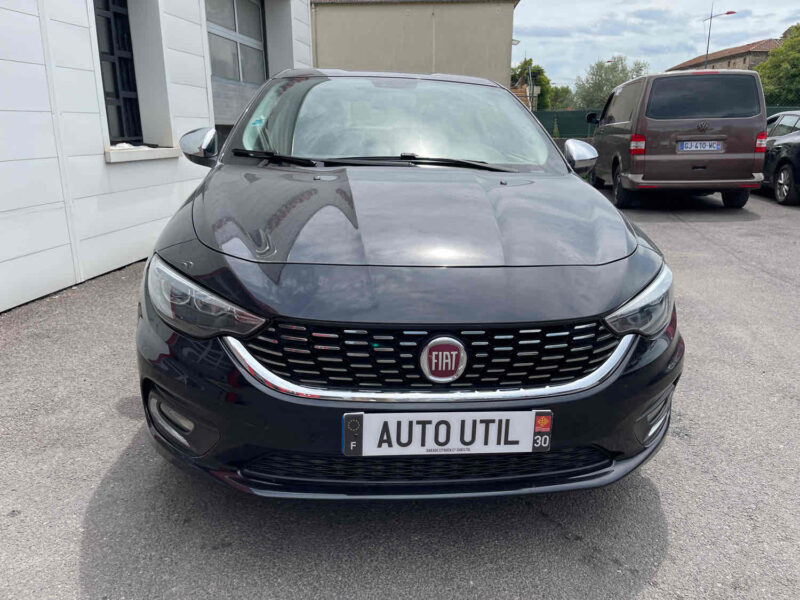 FIAT TIPO A trois volumes 2019
