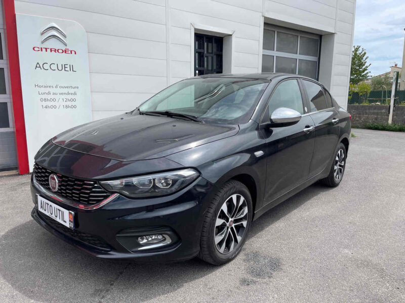 FIAT TIPO A trois volumes 2019