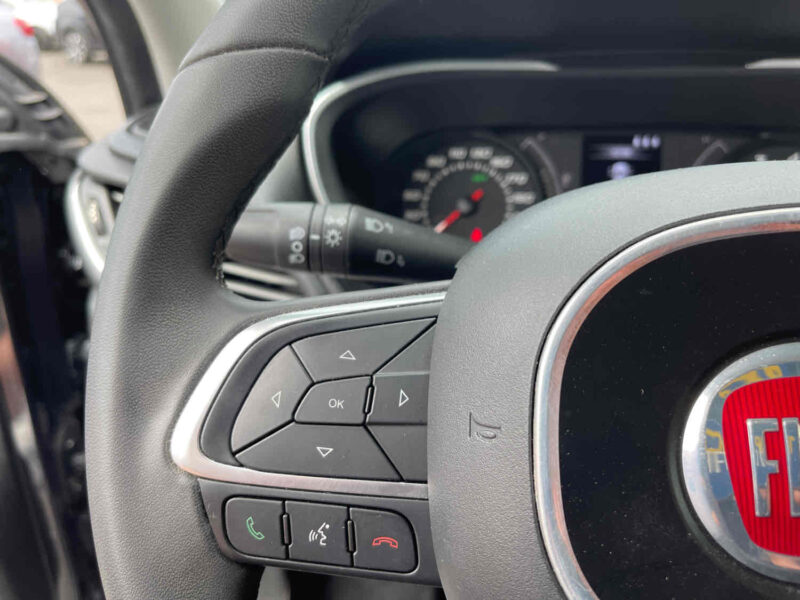 FIAT TIPO A trois volumes 2019