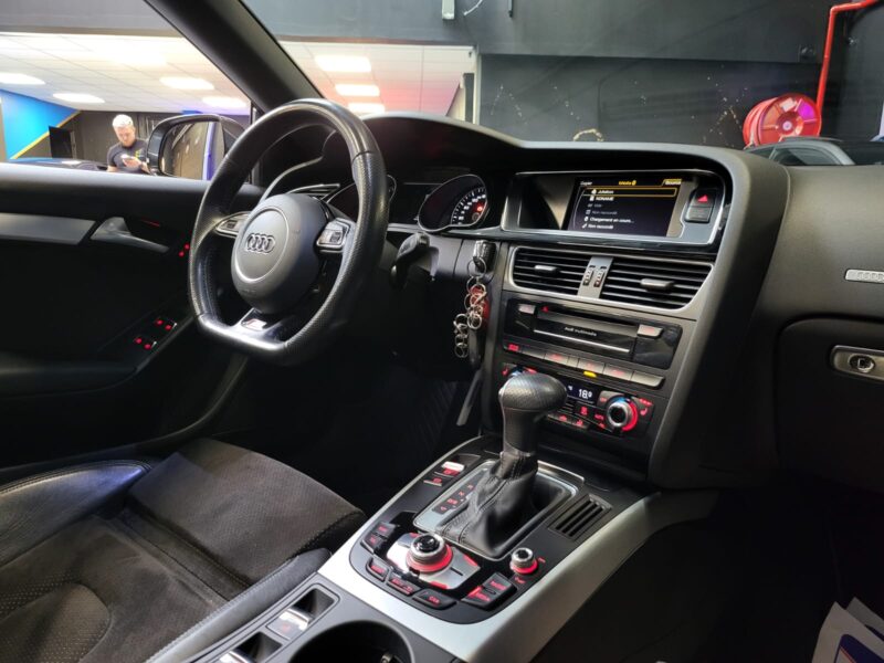 AUDI A5 CABRIOLET 2.0 TDi 190cv S-LINE Multitronic / DECAPOTABLE / 2 MAIN / ENTRETIEN EXCLUSIF AUDI