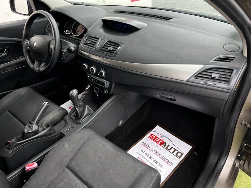 RENAULT MEGANE III 2013