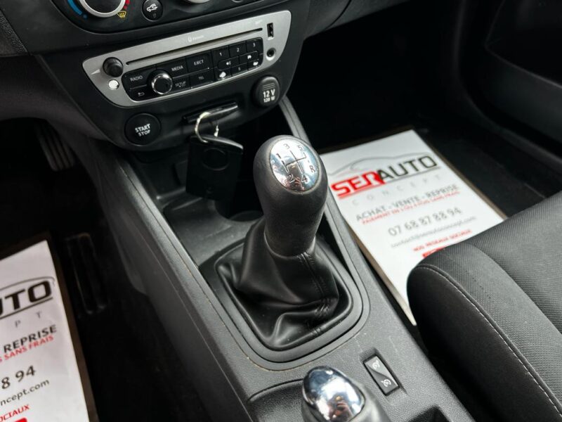 RENAULT MEGANE III 2013