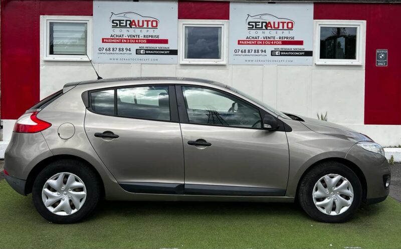 RENAULT MEGANE III 2013