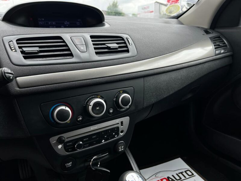 RENAULT MEGANE III 2013