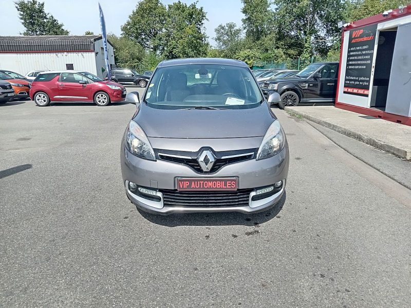 RENAULT SCÉNIC III 2014