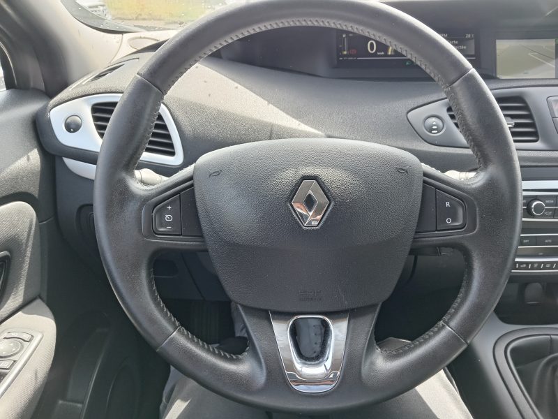 RENAULT SCÉNIC III 2014