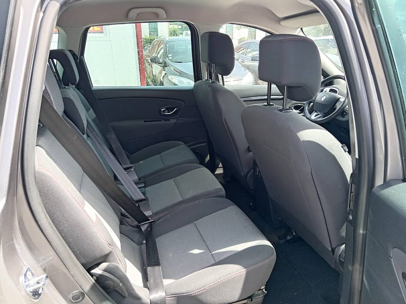 RENAULT SCÉNIC III 2014