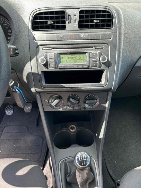 VOLKSWAGEN POLO V 2010