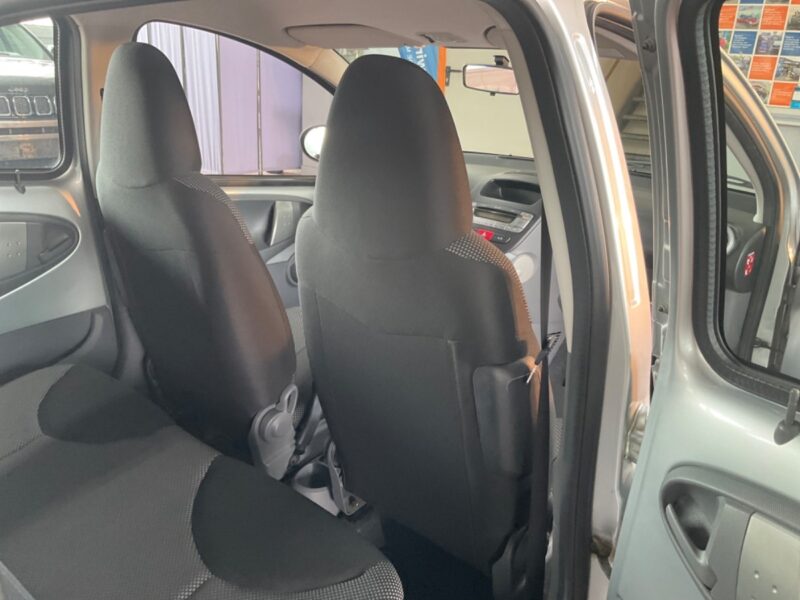 Toyota AYGO 1. VVT-i 68ch automatique