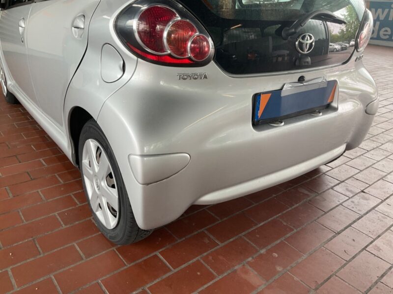 Toyota AYGO 1. VVT-i 68ch automatique