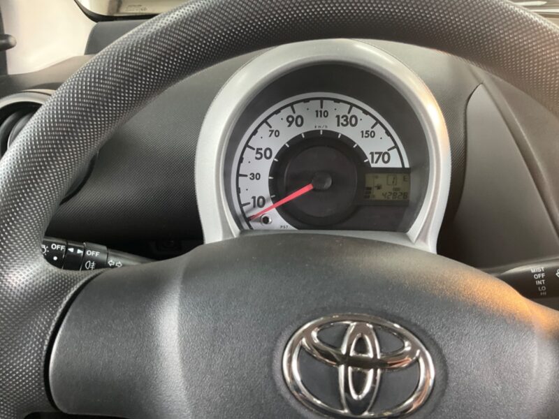 Toyota AYGO 1. VVT-i 68ch automatique