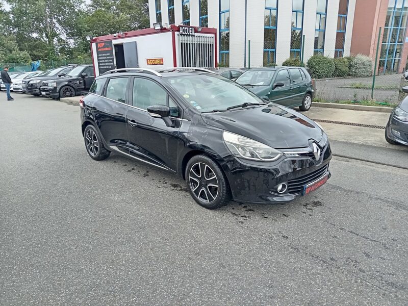 RENAULT CLIO IV Grandtour 2013