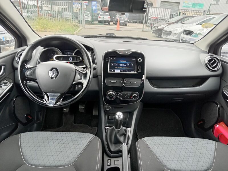 RENAULT CLIO IV Grandtour 2013