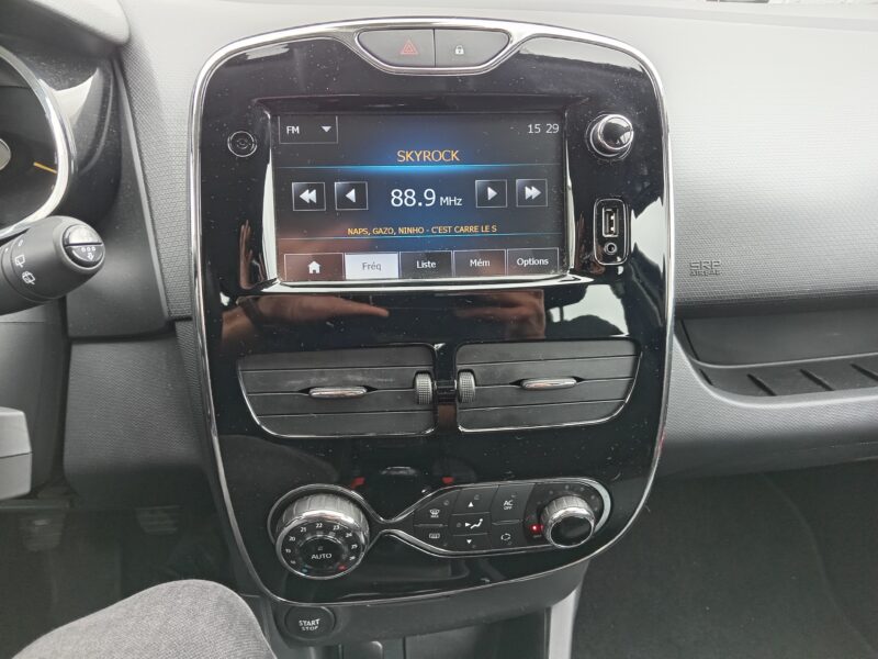 RENAULT CLIO IV Grandtour 2013