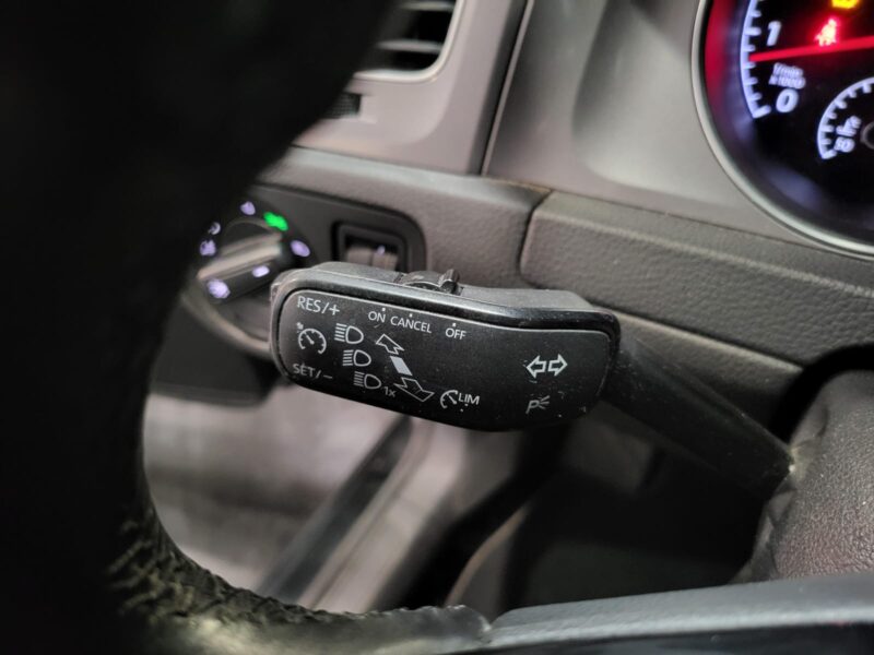 VOLKSWAGEN GOLF VII 1.2 TSI 110cv Confortline Bluemotion BVM6 // BLUETOOTH/RADAR-AV-AR/START-STOP