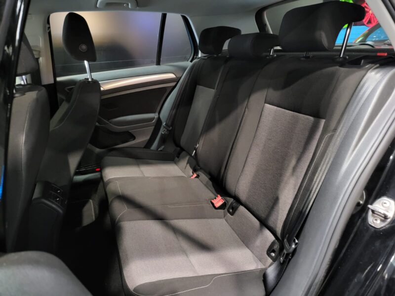 VOLKSWAGEN GOLF VII 1.2 TSI 110cv Confortline Bluemotion BVM6 // BLUETOOTH/RADAR-AV-AR/START-STOP