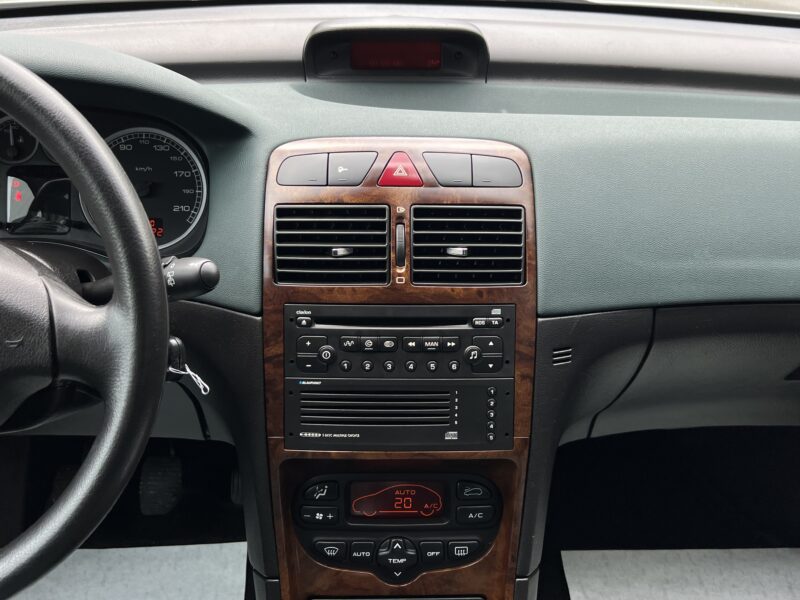 PEUGEOT 307 1.6 110 Cv 5 PORTES / 83 100 Kms - Garantie1an