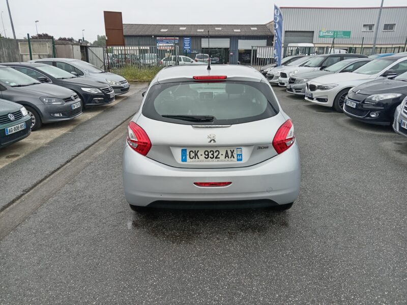 PEUGEOT 208 I 2012
