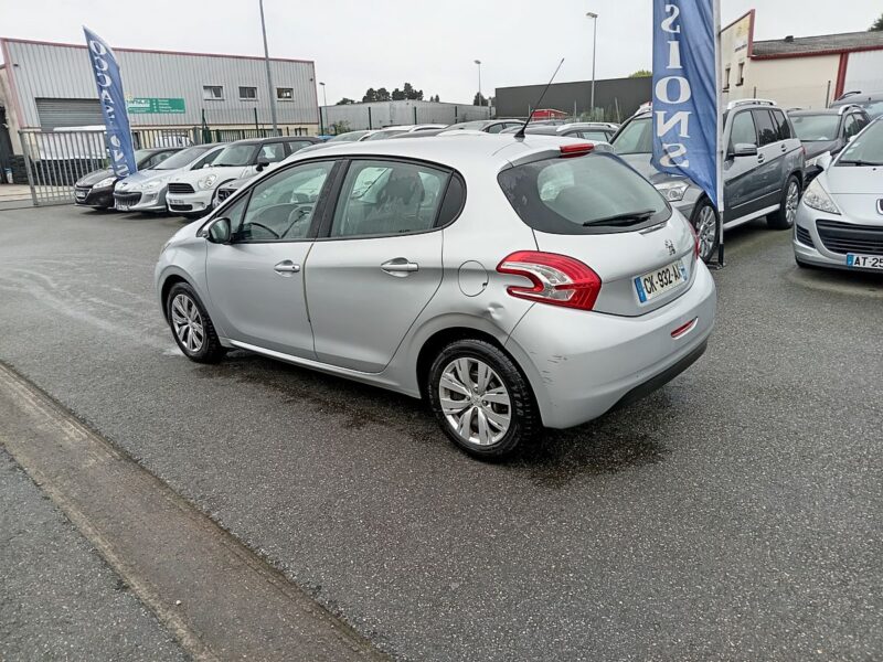 PEUGEOT 208 I 2012