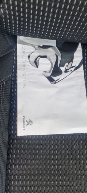 PEUGEOT 208 1.2 BOITE AUTOMATIQUE  110cv ALLURE