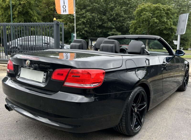 BMW SERIE 3 E93 CABRIOLET 320i 2.0 170 Cv CUIR GPS ANDROID FULL BLACK - Garantie1an