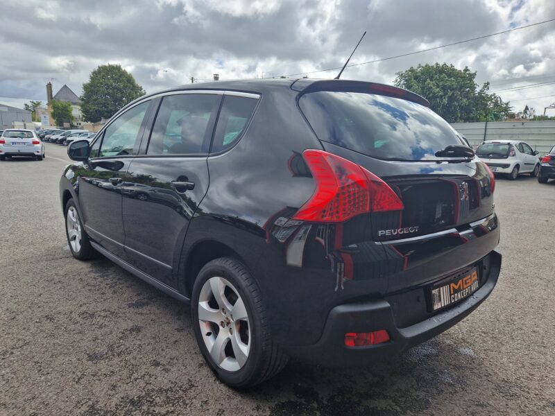 PEUGEOT 3008 Monospace 2013
