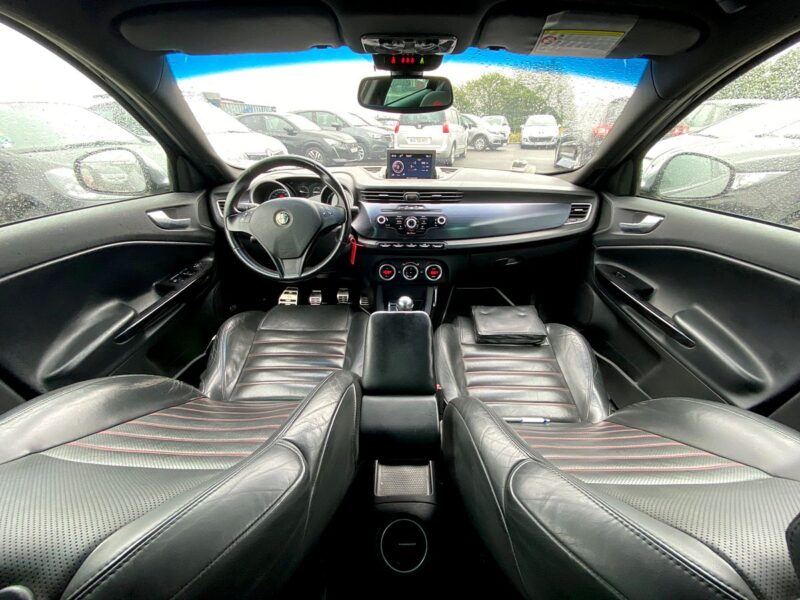 ALFA ROMEO Giuletta 2.0 JTDm 140ch S&S Exclusive