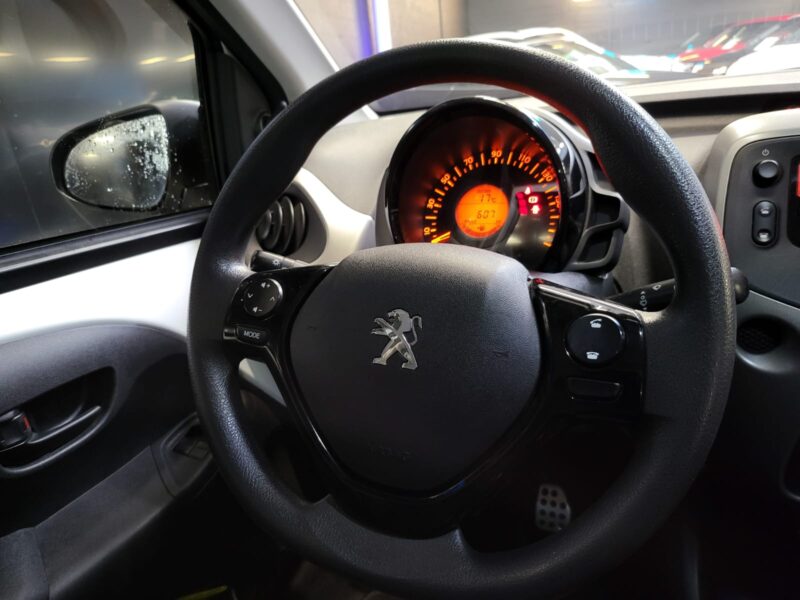 PEUGEOT 108 1.0 VTi 69cv ACTIVE 5 PORTES / 2e MAIN / CLIM / BLUETOOTH / SUIVI PEUGEOT