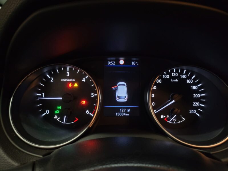 NISSAN QASHQAI 1.5 dCi 115cv N-Connecta BVM6 5p // RADAR-AV-AR/CAMERA DE RECUL/STOP-START