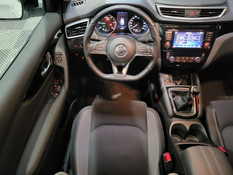 NISSAN QASHQAI 1.5 dCi 115cv N-Connecta BVM6 5p // RADAR-AV-AR/CAMERA DE RECUL/STOP-START