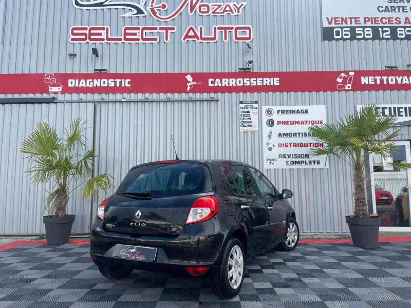 RENAULT CLIO III 2011